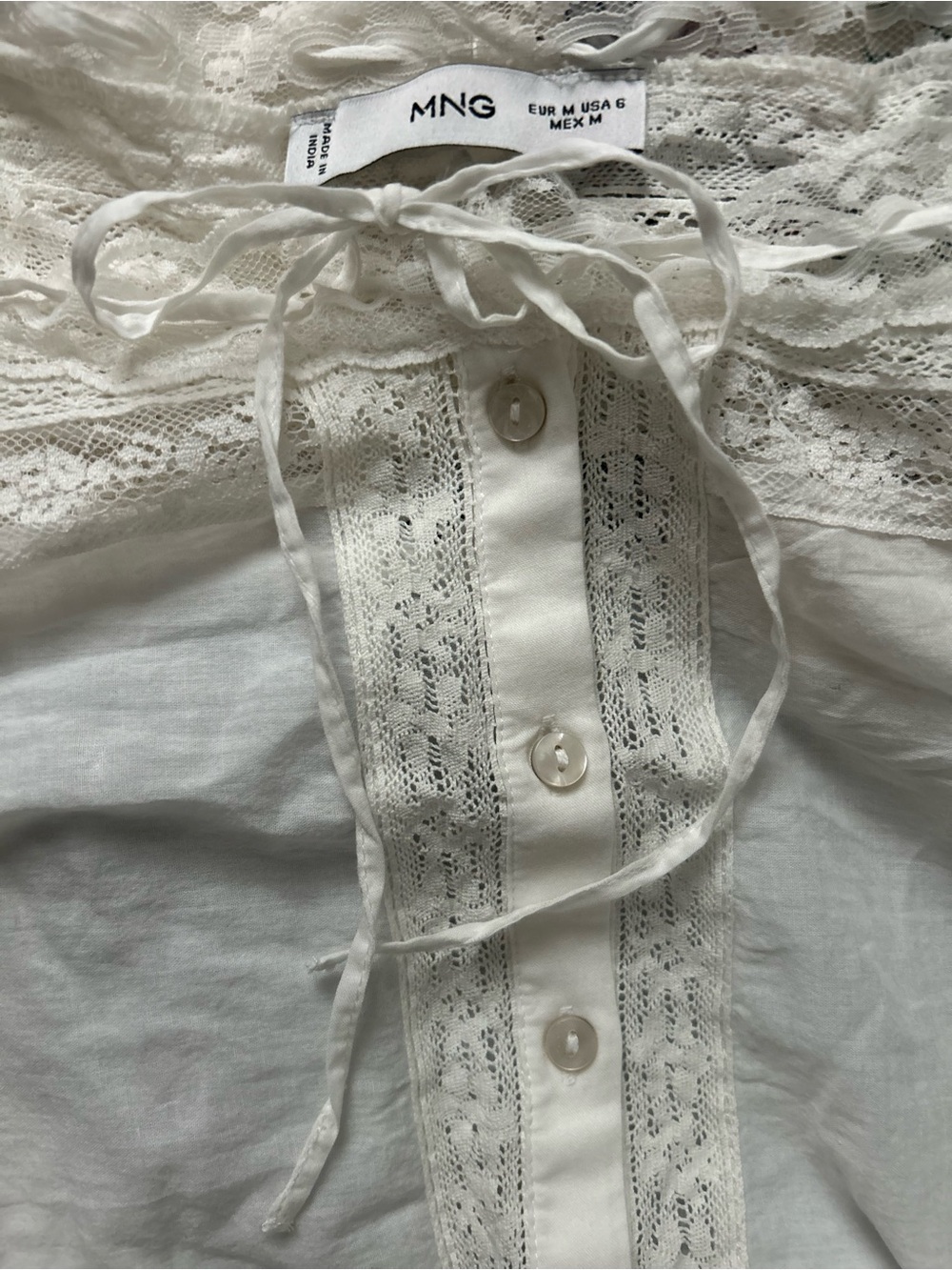 Mango NWT Cotton Lace Eyelet Scallop Delicate Cream Button Front Blouse Doen - Picture 12 of 12